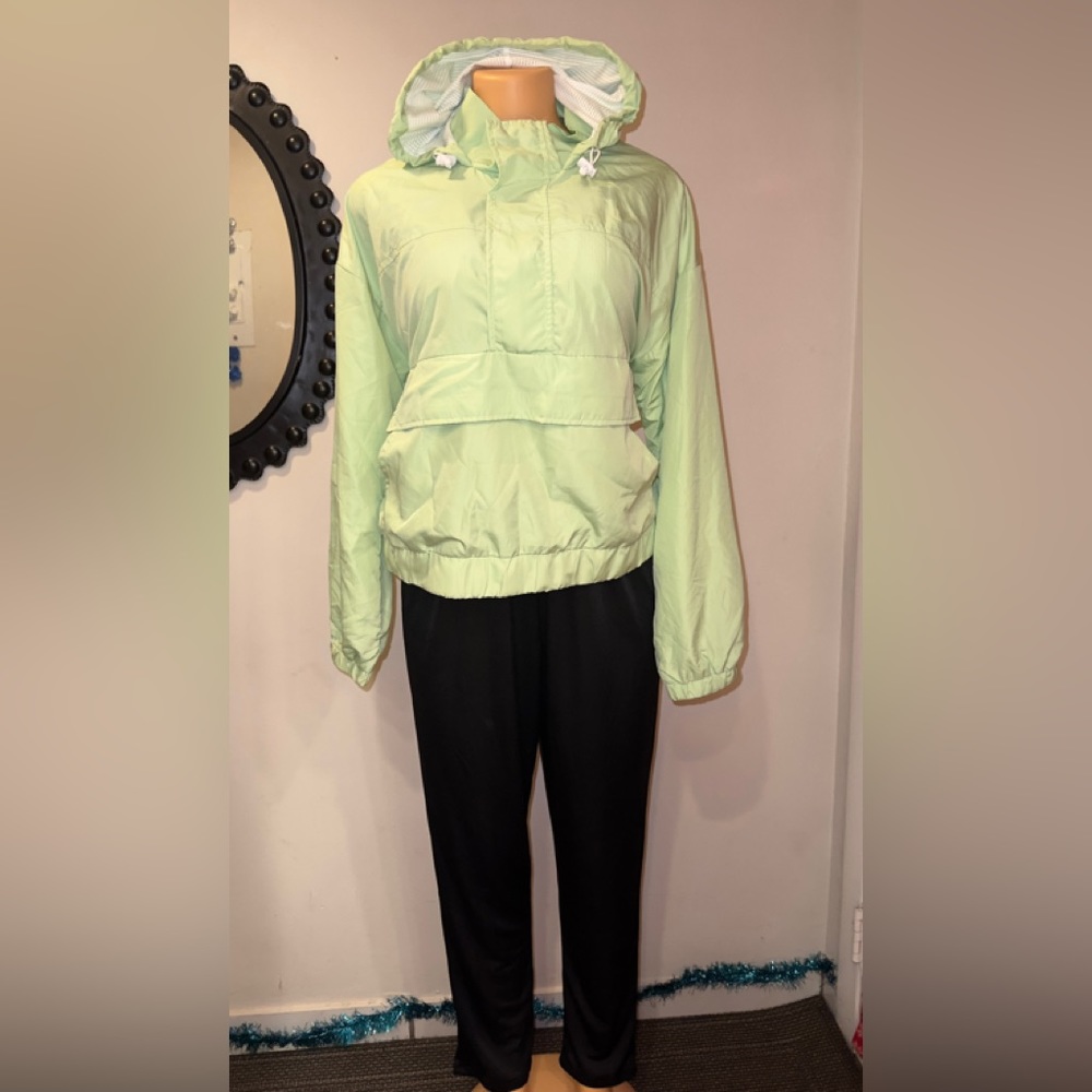 Sold NWT FOREVER 21 jacket windbreaker SIZE L - Picture 4 of 10